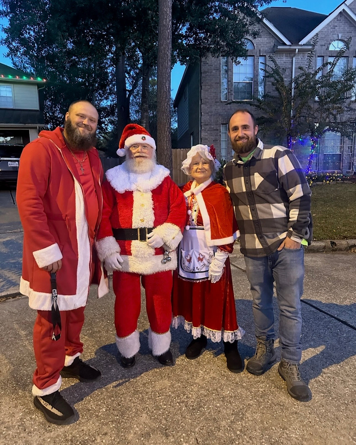 United Holiday Lighting 